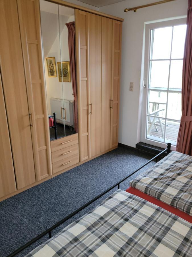 Grosse Ferienwohnung Heiligenstedten Bagian luar foto